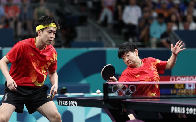 更来自彼此 更来自彼此