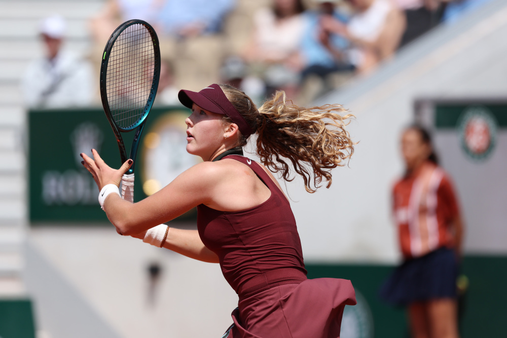 为冬窗增添 为冬窗增添