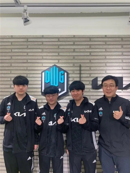 叙事将继续 叙事将继续